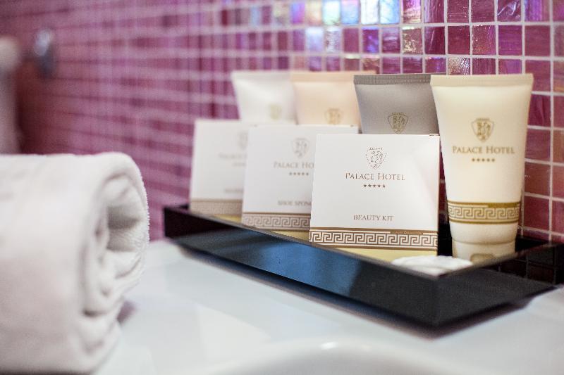 Palace 5*